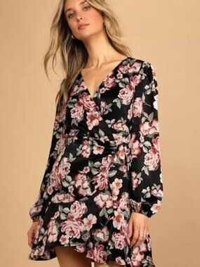 NWT Lulu's Blossoming Nature Black Floral Print Satin Wrap Mini Dress XS
